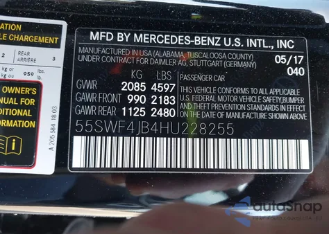 2017 Mercedes-Benz C 300 z USA, uszkodzony, nr VIN 55SWF4JB4HU228255